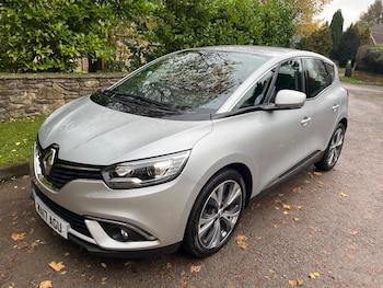 (17) - 1.5 dCi Dynamique Nav Euro 6 (s/s) 5dr