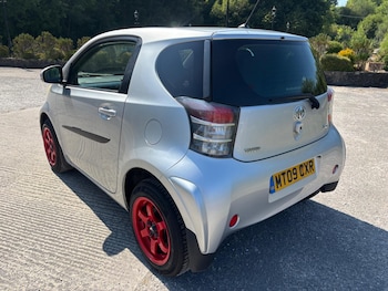 Used Toyota IQ 2009 for sale - 79202597: Photo