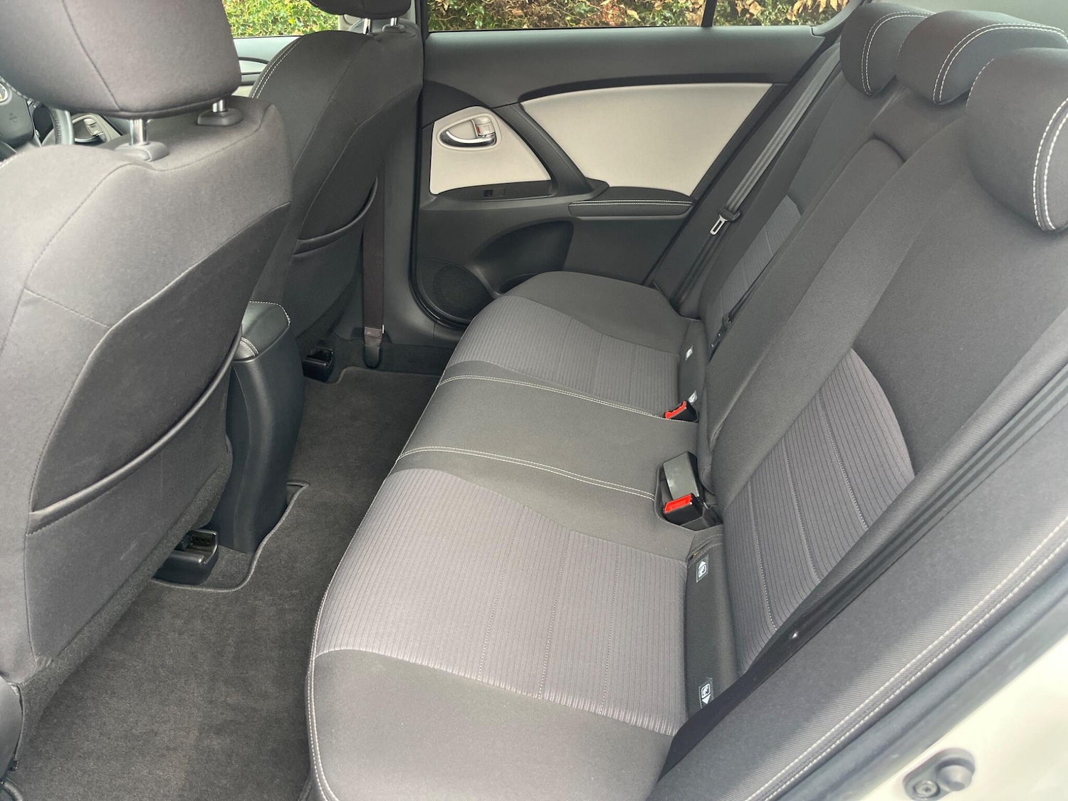 Used Toyota Avensis for sale - 77625368: Photo 15