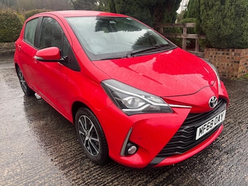 Used Toyota Yaris 2018 for sale - 77253973: Photo