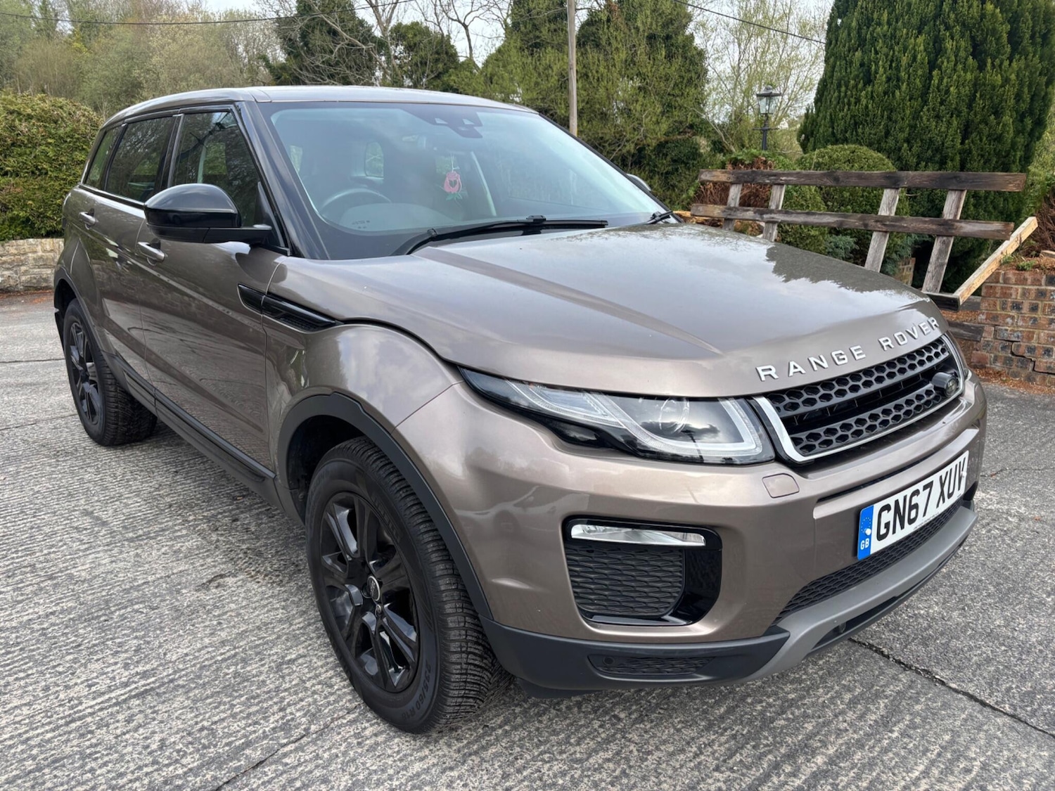 Used Land Rover Range Rover Evoque 2017 for sale - 78204718: Photo 2