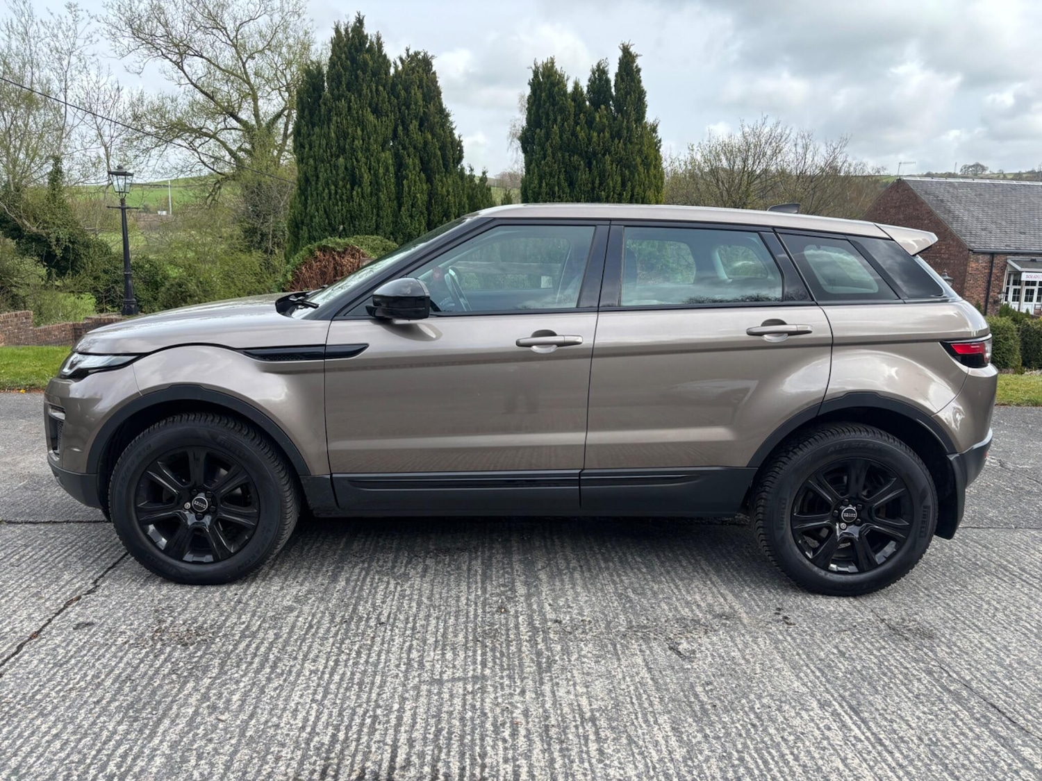 Used Land Rover Range Rover Evoque 2017 for sale - 78204718: Photo 4