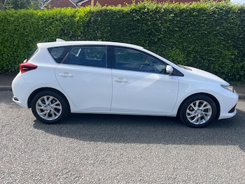 Used Toyota Auris 2017 for sale - 78704563: Photo