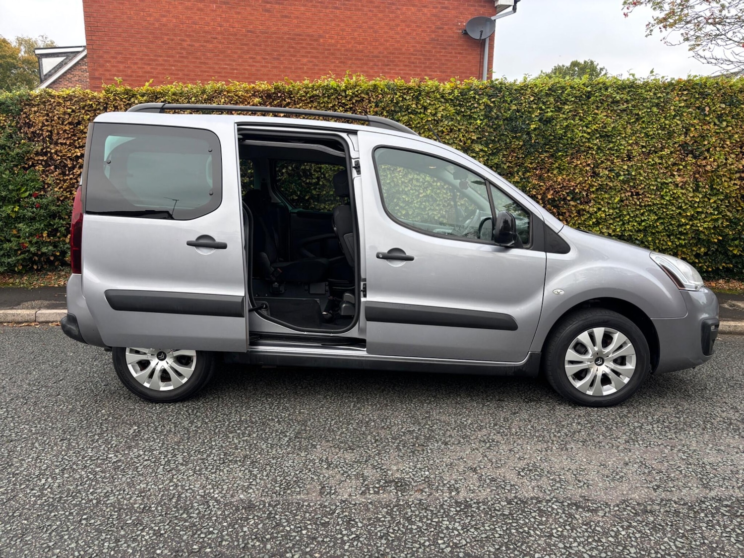 Used Citroen Berlingo 2017 for sale - 76214307: Photo 4