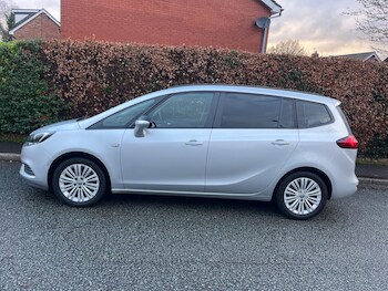 Used Vauxhall Zafira Tourer 2017 for sale - 76824773: Photo