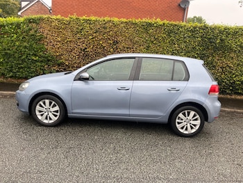 Used Volkswagen Golf 2010 for sale - 75839037: Photo