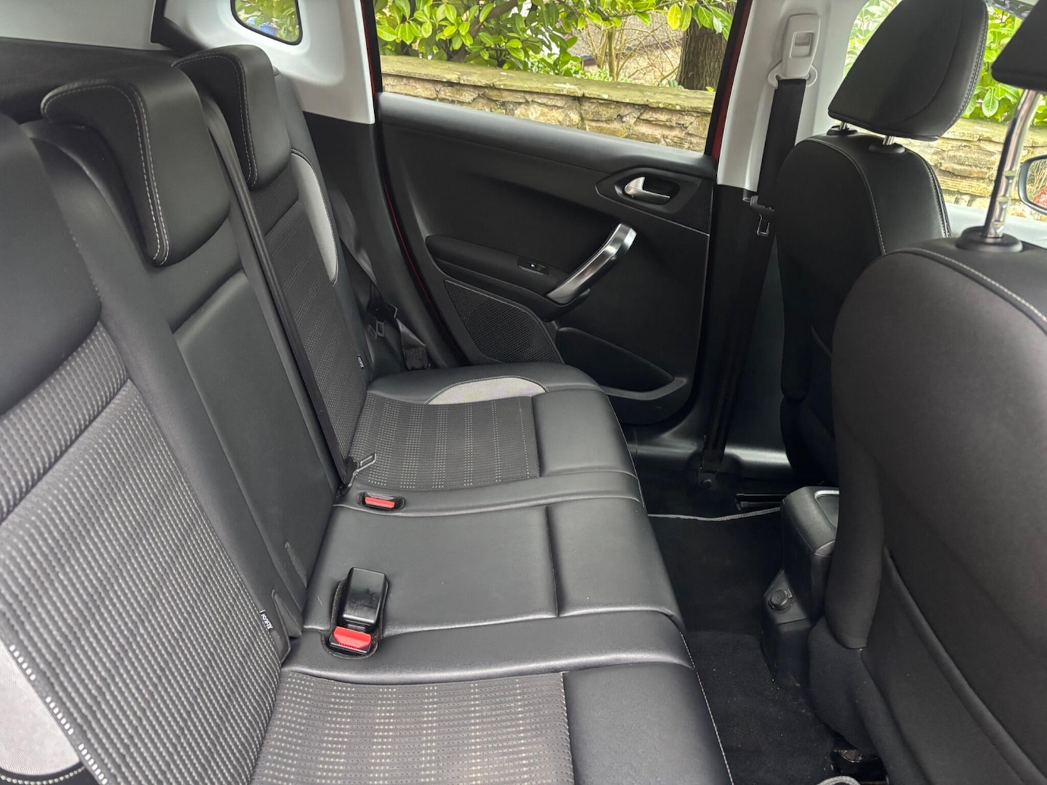 Used Peugeot 2008 2016 for sale - 77330521: Photo 16