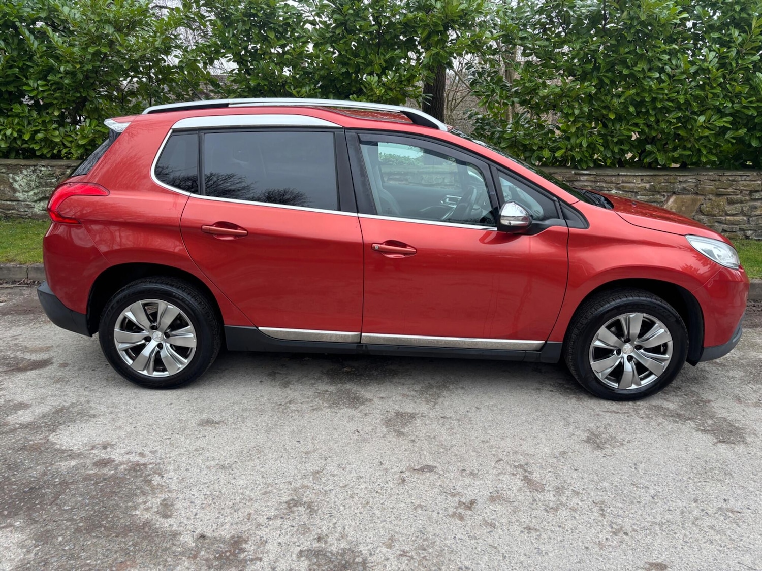 Used Peugeot 2008 2016 for sale - 77330521: Photo 5