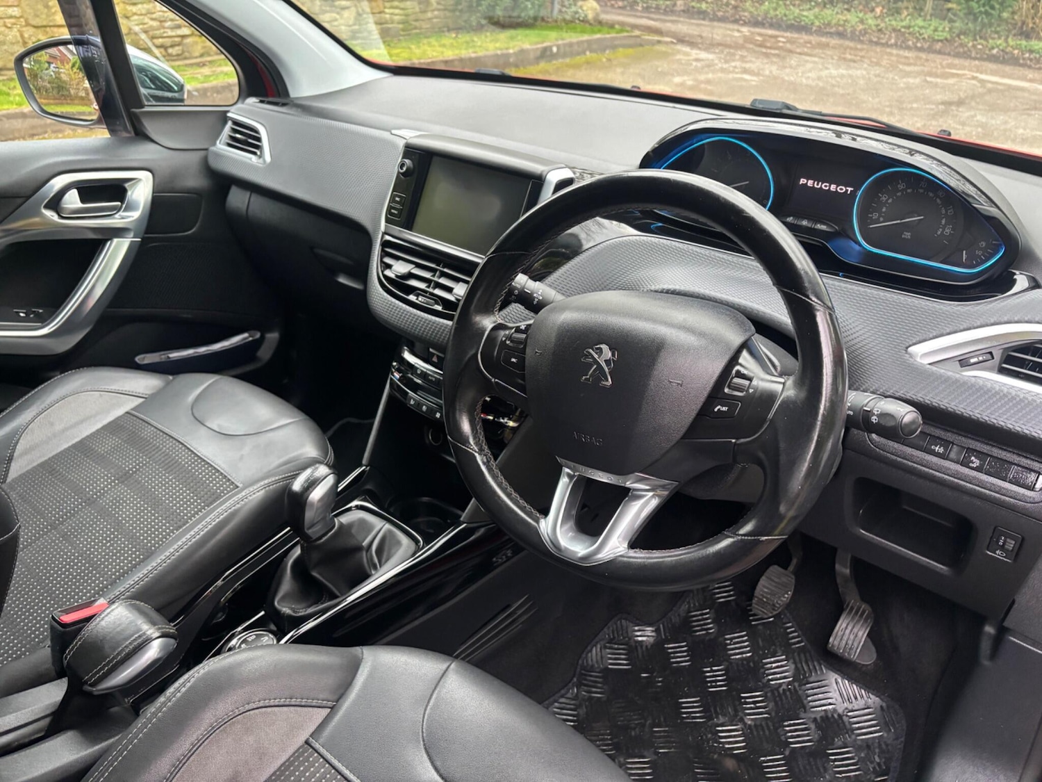 Used Peugeot 2008 2016 for sale - 77330521: Photo 7