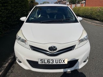 Used Toyota Yaris 2013 for sale - 79237068: Photo