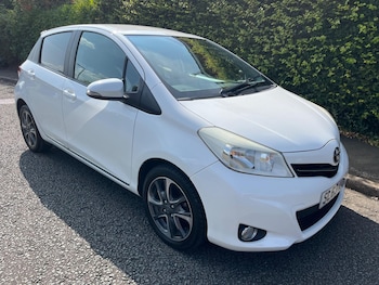 Used Toyota Yaris 2013 for sale - 79237068: Photo