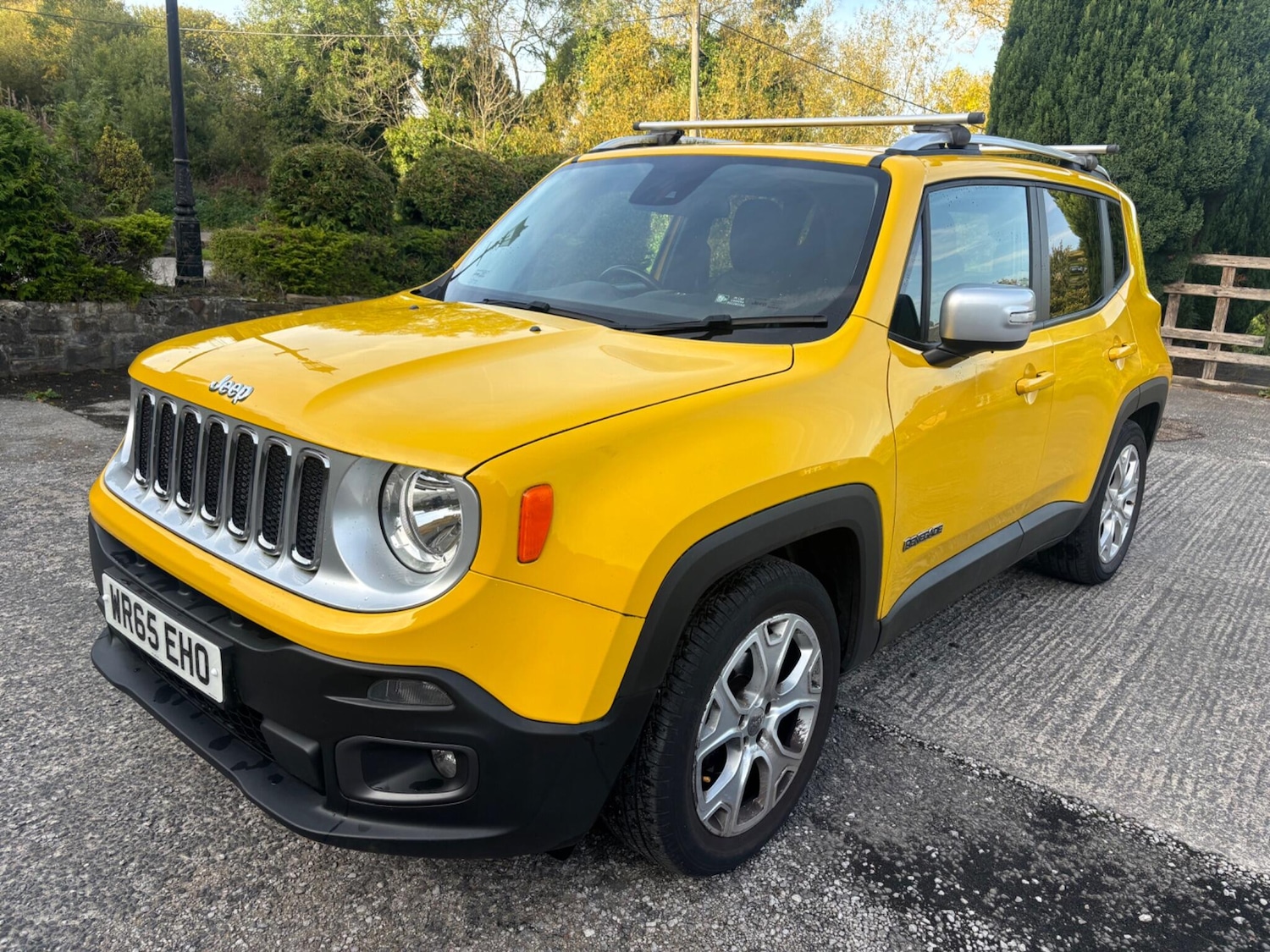 Used Jeep Renegade 2015 for sale - 76295166: Photo 2
