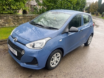 Used Hyundai i10 2017 for sale - 79092678: Photo
