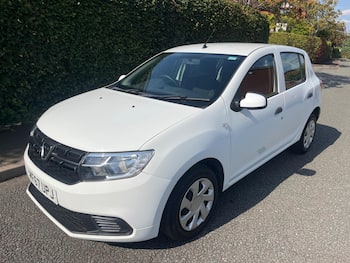 Used Dacia Sandero 2018 for sale - 79520345: Photo