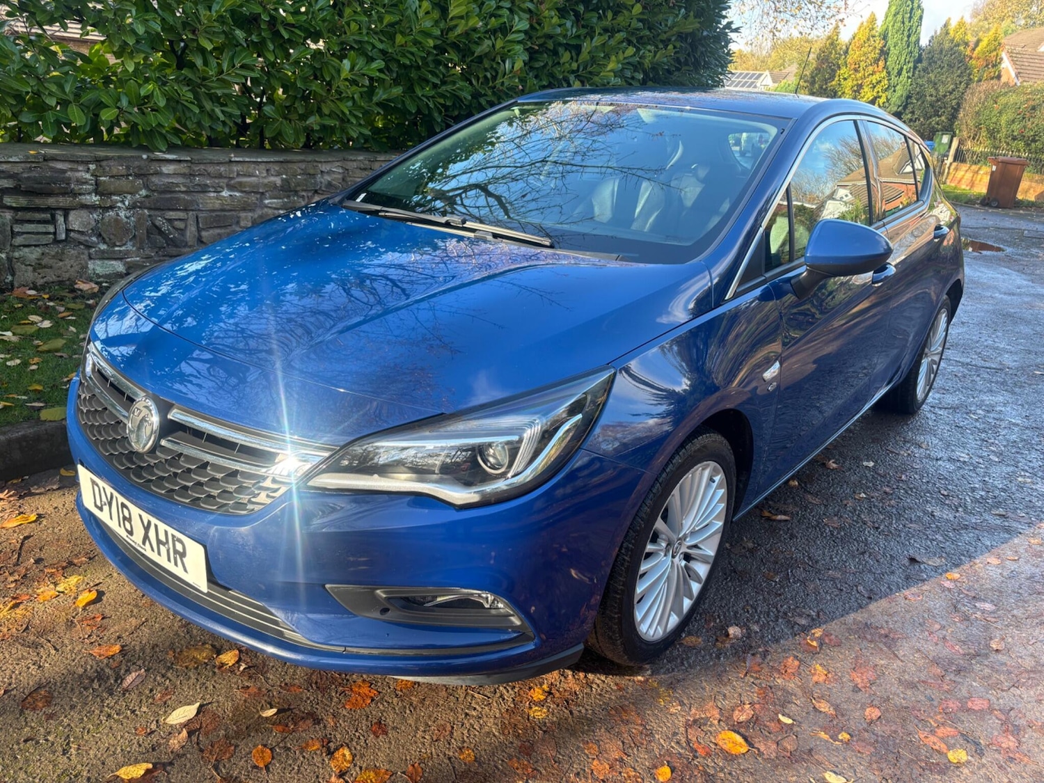 Used Vauxhall Astra 2018 for sale - 76389115: Photo 1