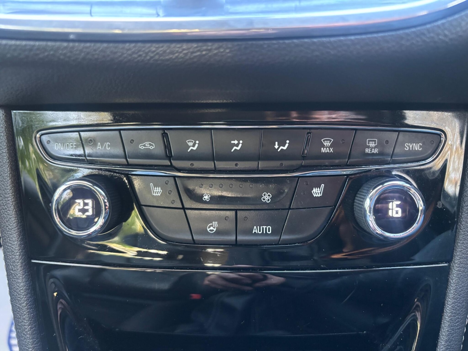 Used Vauxhall Astra 2018 for sale - 76389115: Photo 13