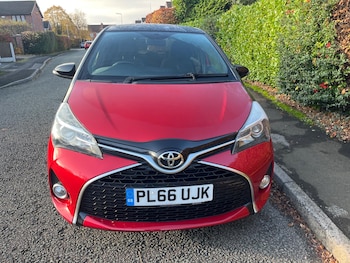 Used Toyota Yaris 2016 for sale - 76485243: Photo