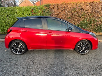 Used Toyota Yaris 2016 for sale - 76485243: Photo