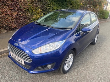 Used Ford Fiesta 2015 for sale - 75838849: Photo