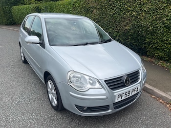 Used Volkswagen Polo 2010 for sale - 75552310: Photo