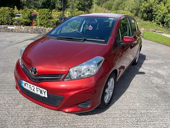 Used Toyota Yaris 2012 for sale - 75915756: Photo