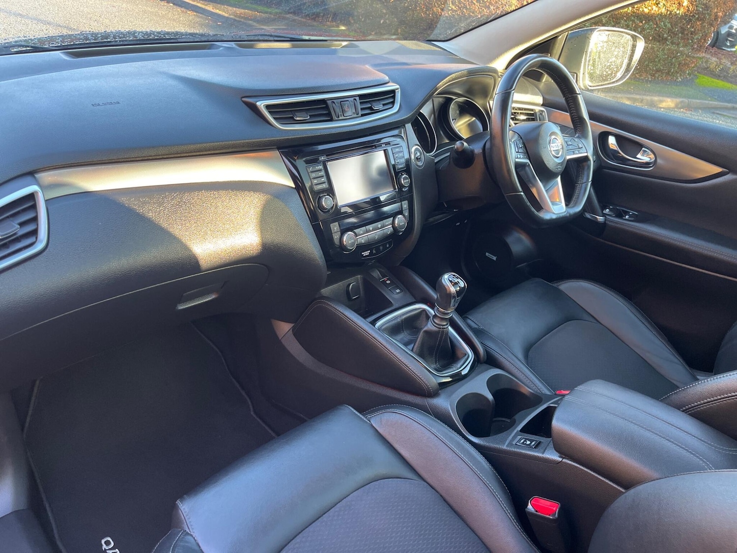 Used Nissan Qashqai 2018 for sale - 76701943: Photo 8