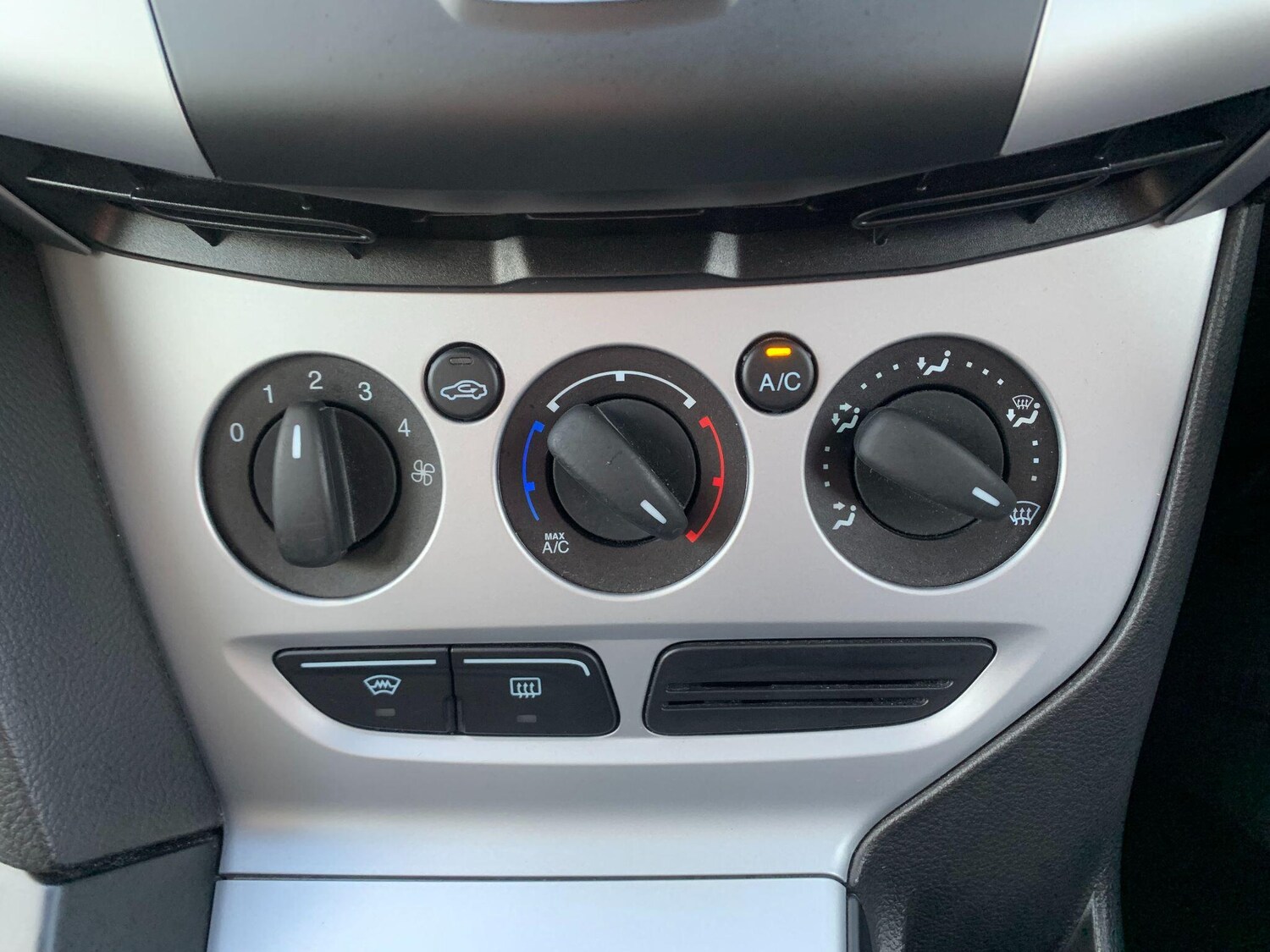 Used Ford Focus for sale - 77722889: Photo 25