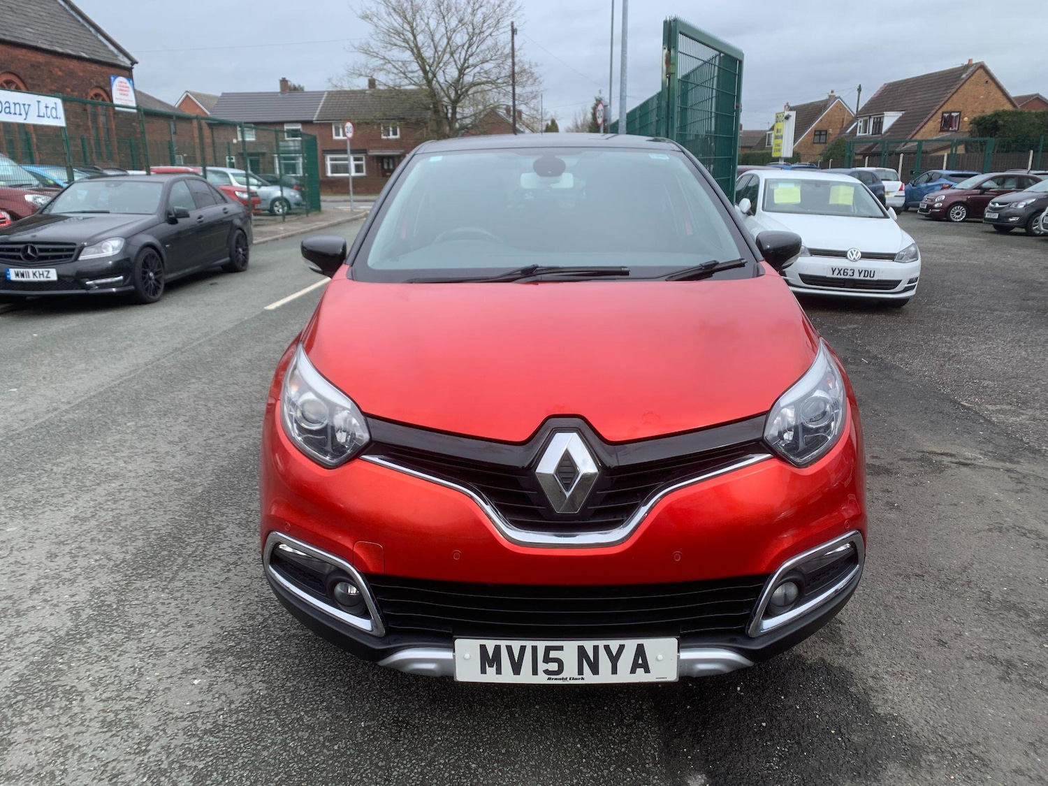 Used Renault Captur 2015 for sale - 78157651: Photo 2