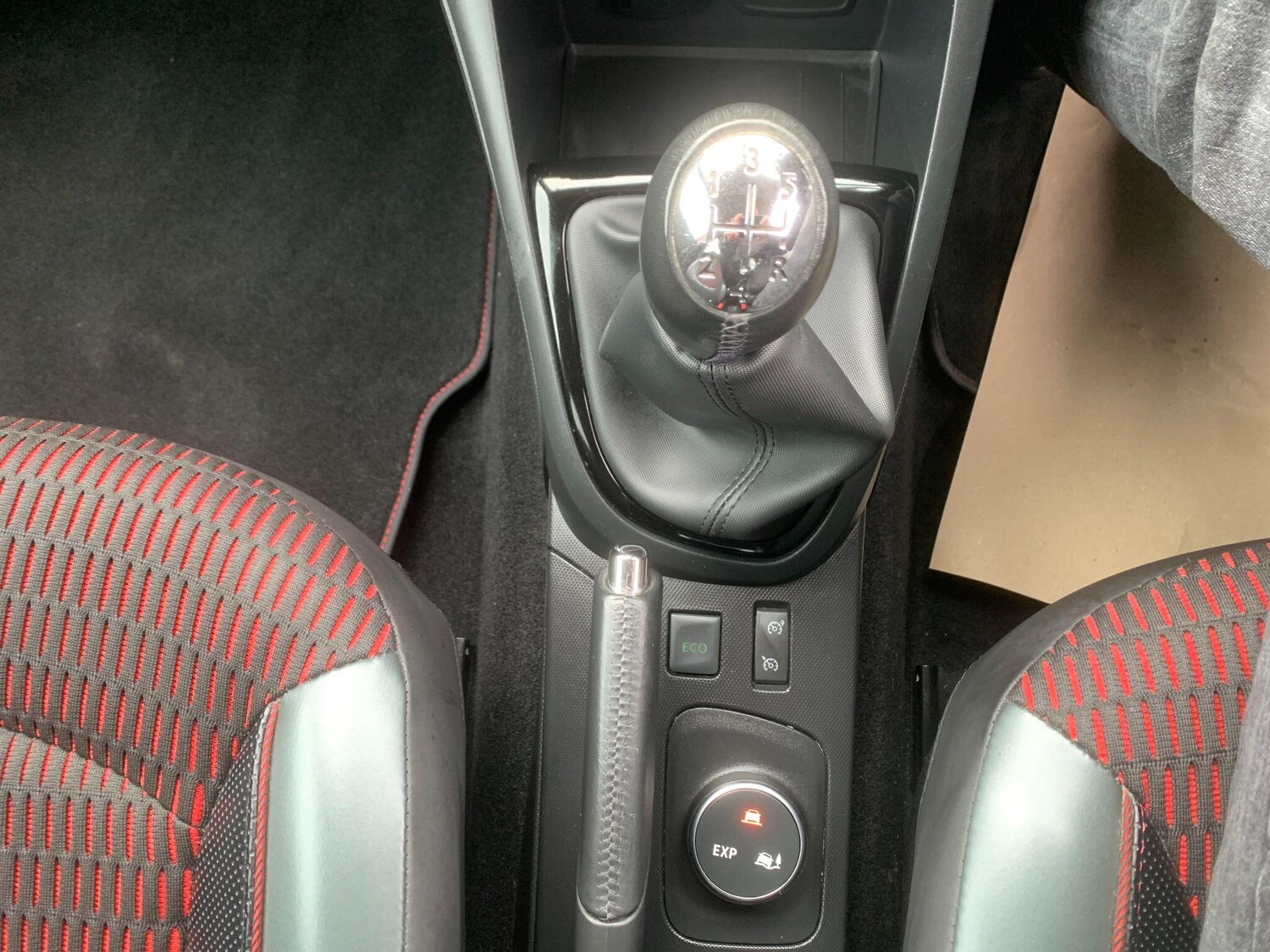 Used Renault Captur 2015 for sale - 78157651: Photo 27