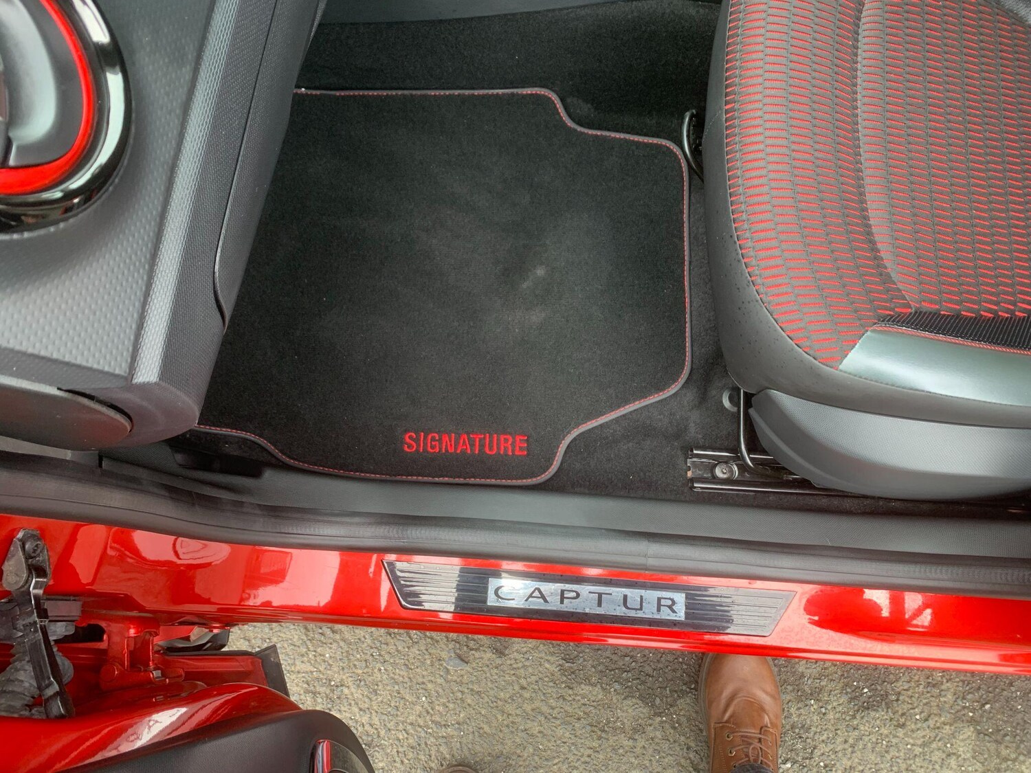 Used Renault Captur 2015 for sale - 78157651: Photo 36