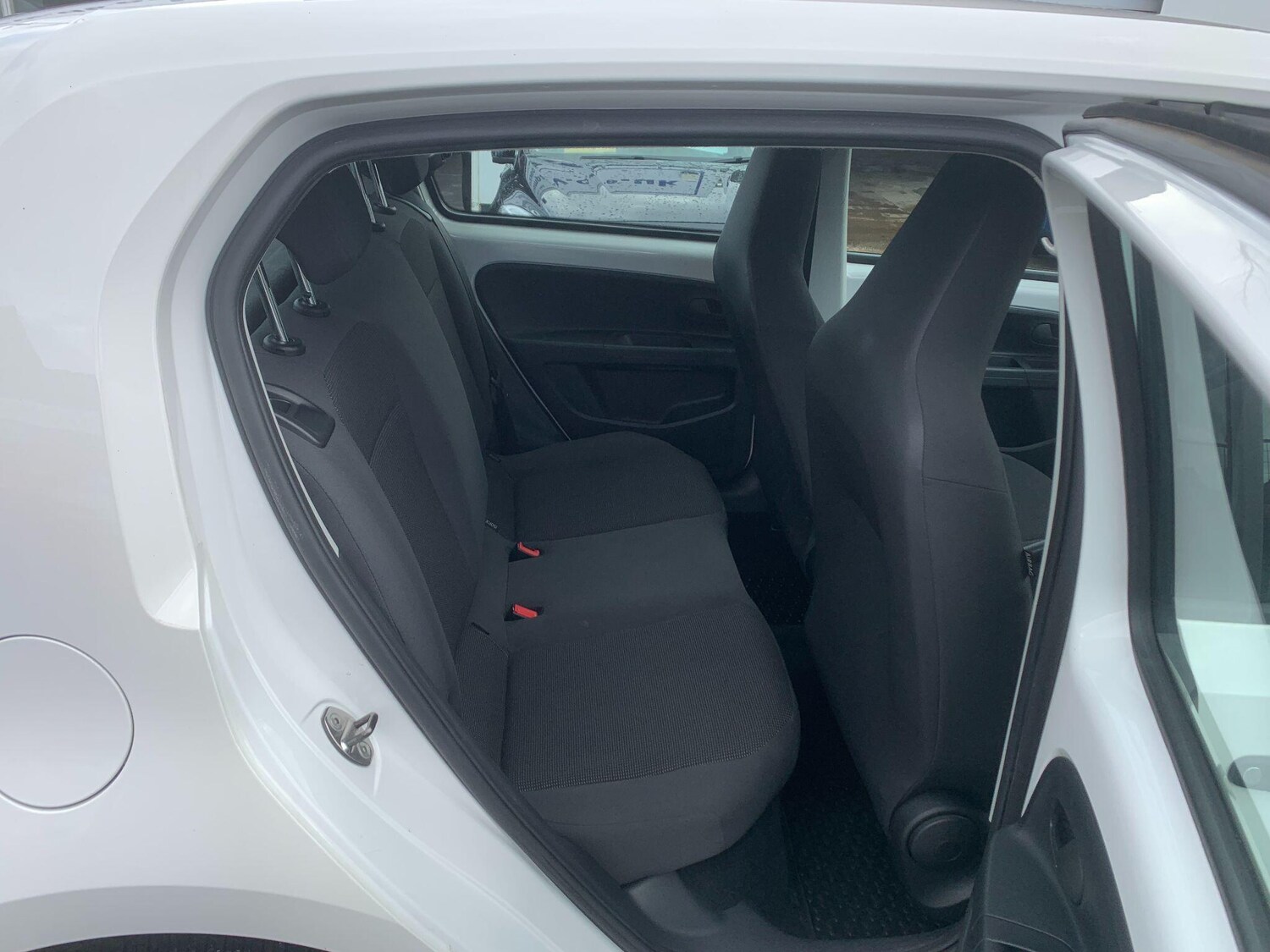 Used Volkswagen up! for sale - 77724107: Photo 11