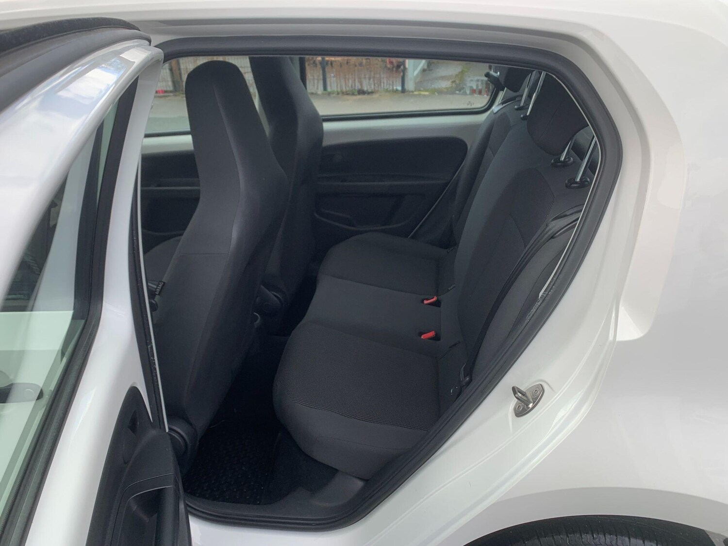 Used Volkswagen up! for sale - 77724107: Photo 12