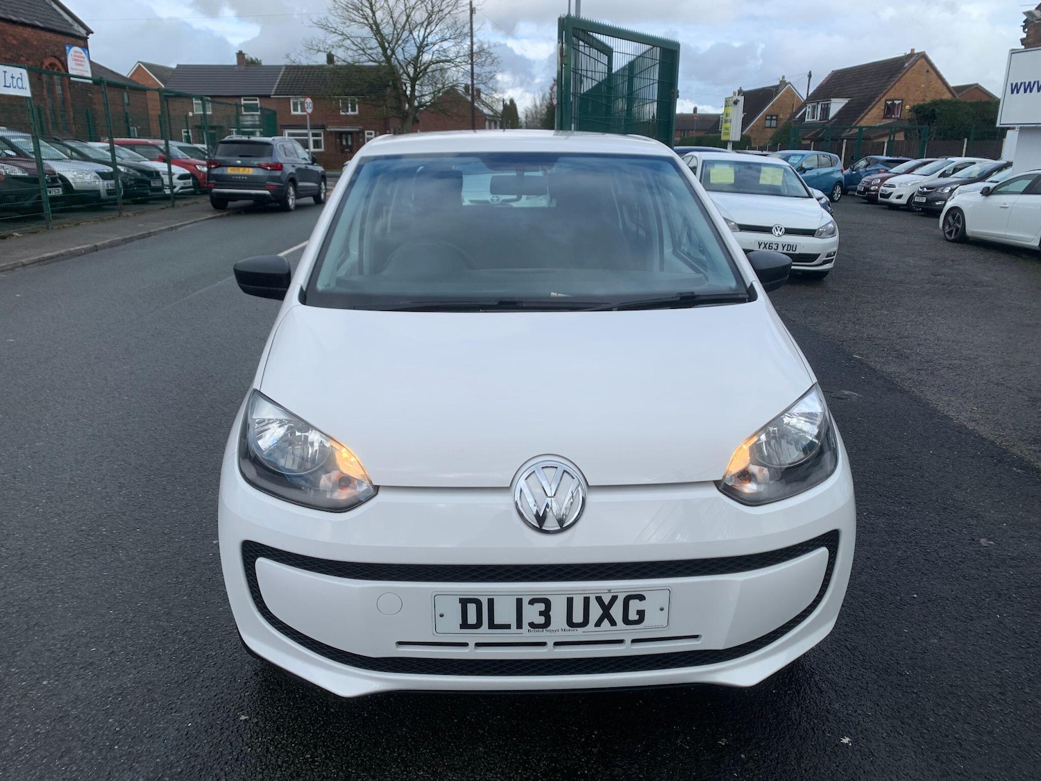 Used Volkswagen up! for sale - 77724107: Photo 2