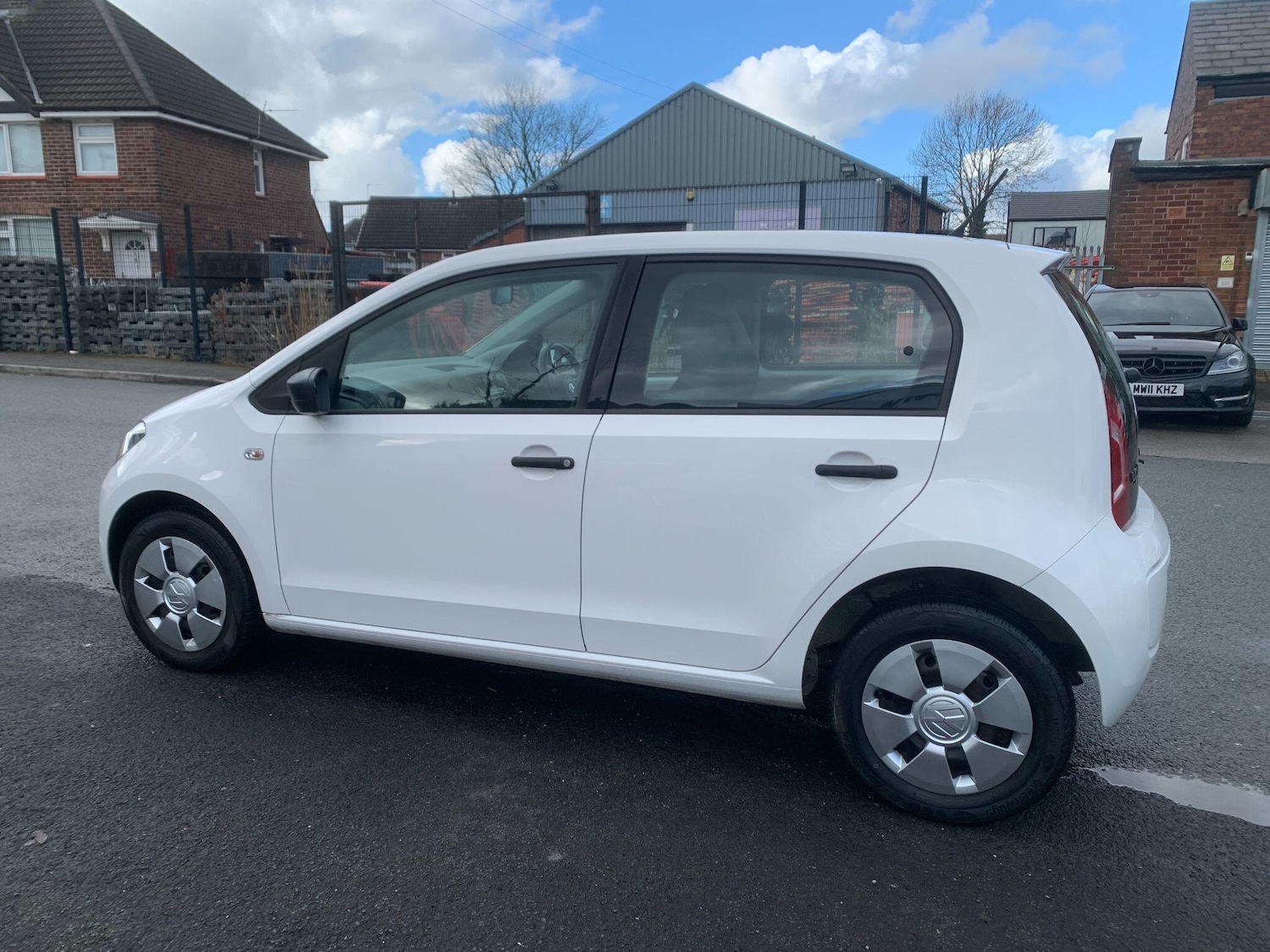 Used Volkswagen up! for sale - 77724107: Photo 5