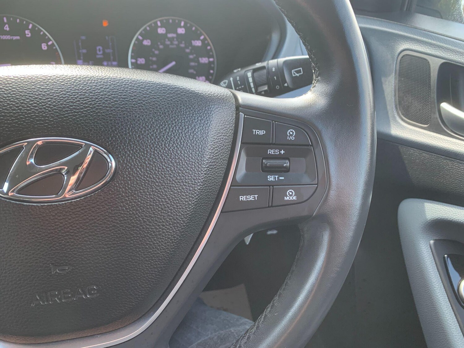 Used Hyundai i20 2016 for sale - 78047895: Photo 19