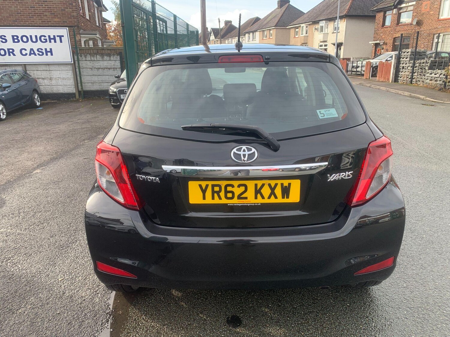 Used Toyota Yaris for sale - 77724057: Photo 8