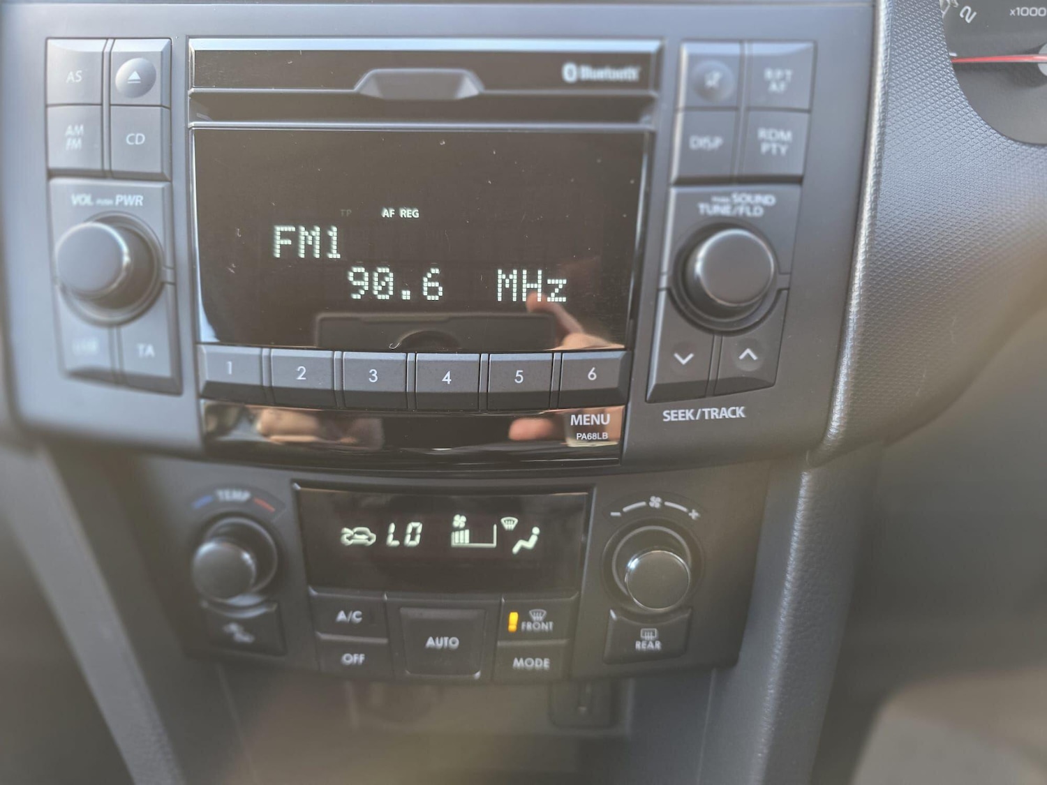 Used Suzuki Swift 2012 for sale - 77723276: Photo 10