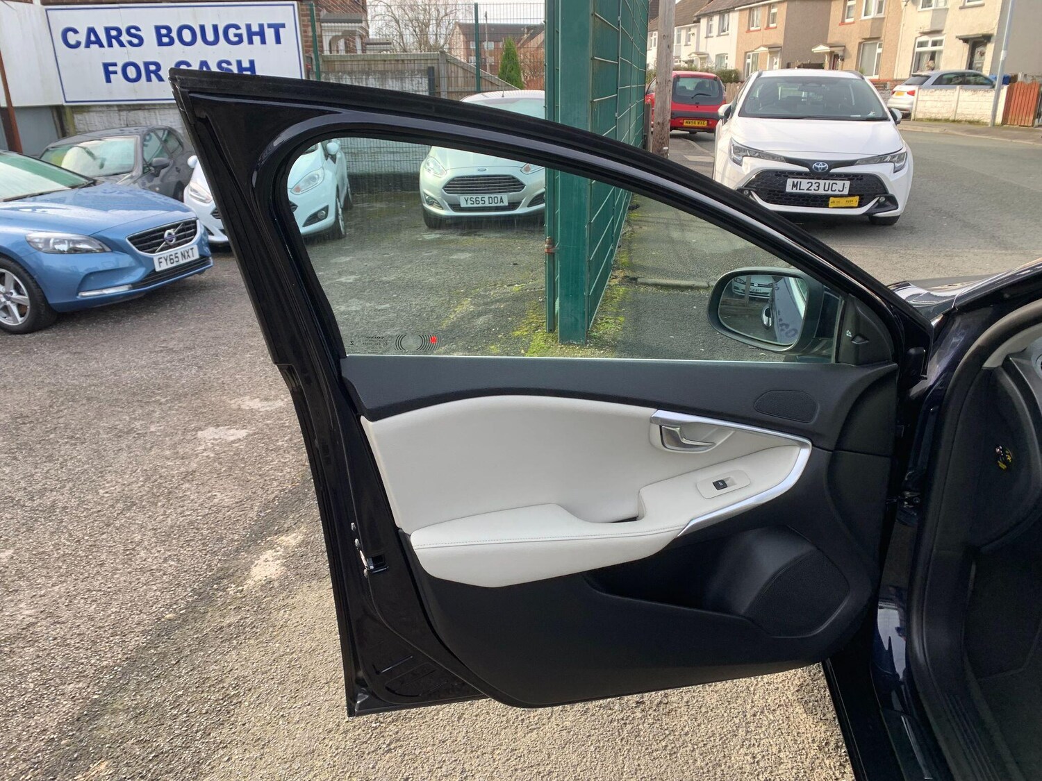 Used Volvo V40 for sale - 77723419: Photo 29