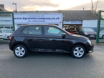 Used Skoda Fabia 2015 for sale - 77723576: Photo