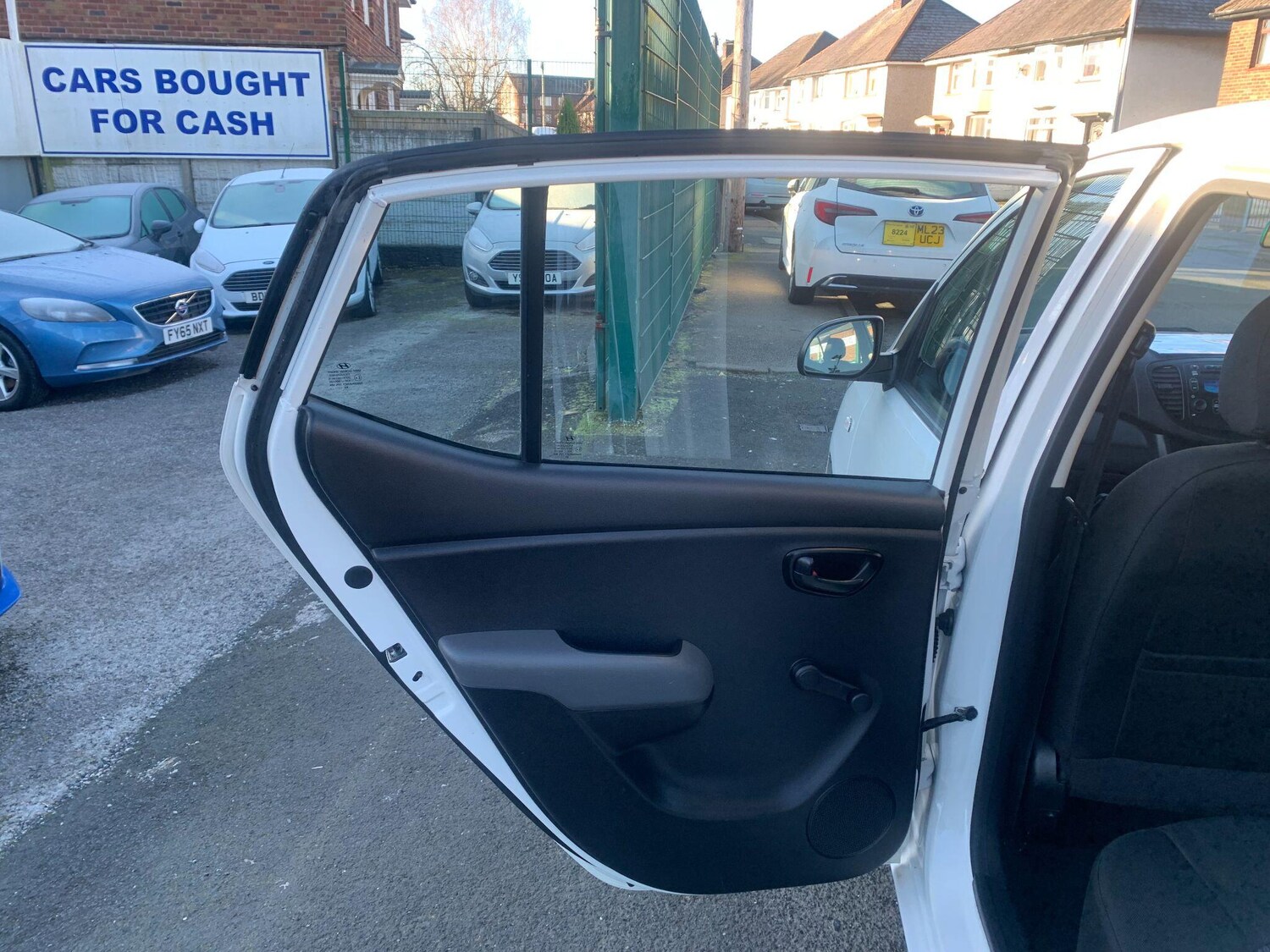 Used Hyundai i10 for sale - 77724203: Photo 18