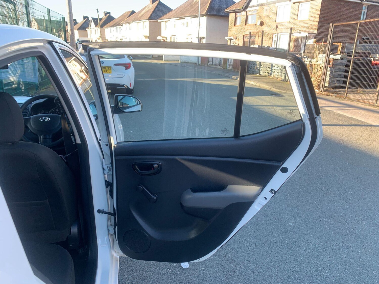 Used Hyundai i10 for sale - 77724203: Photo 19