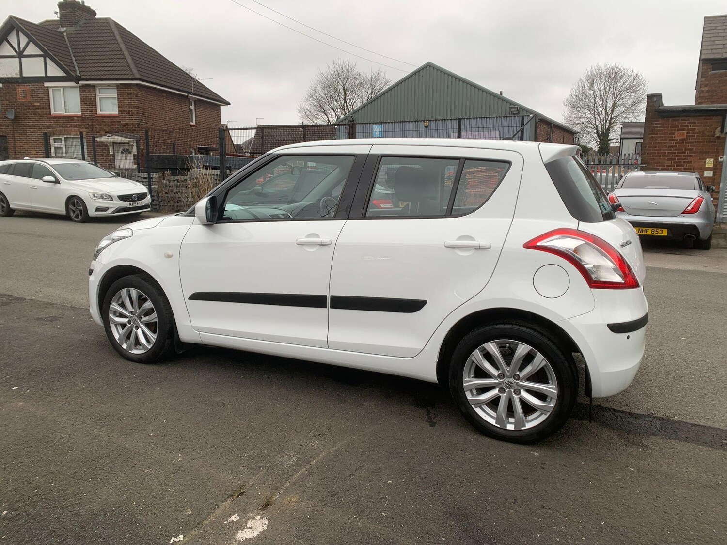 Used Suzuki Swift for sale - 77724118: Photo 7