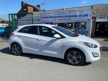 Used Hyundai i30 2015 for sale - 77783841: Photo