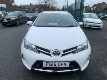 Used Toyota Auris 2015 for sale - 77723257: Photo