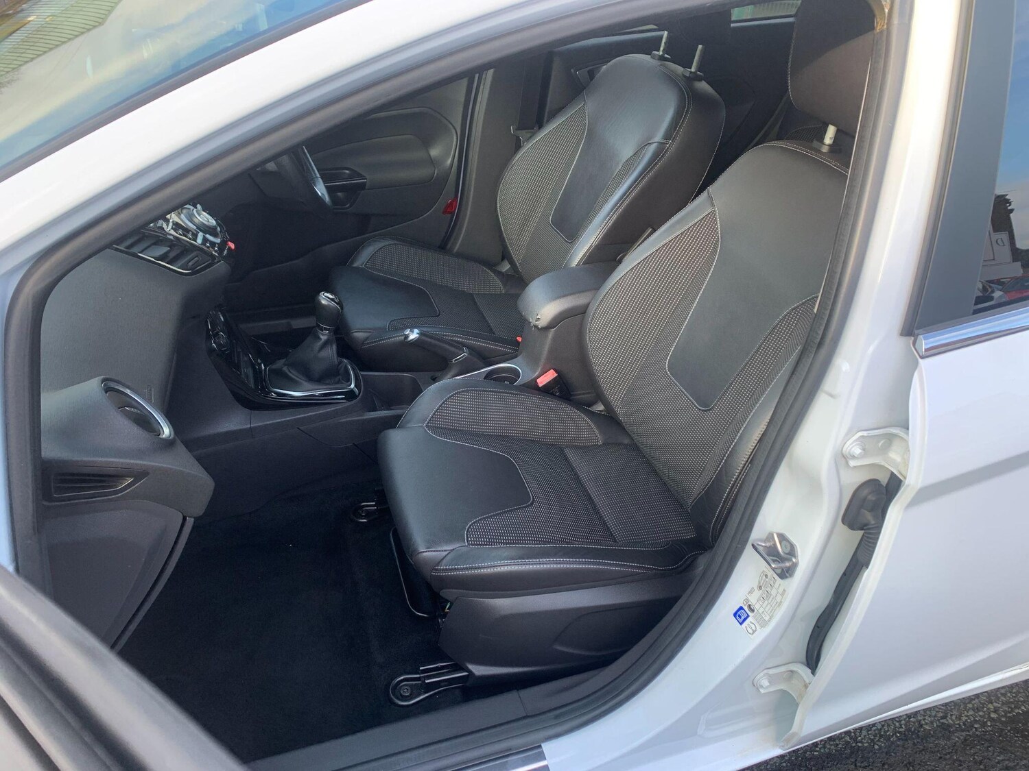 Used Ford Fiesta 2017 for sale - 77723283: Photo 14