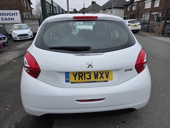 Used Peugeot 208 2013 for sale - 77958441: Photo