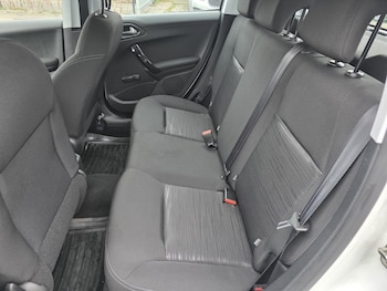 Used Peugeot 208 2013 for sale - 77958441: Photo