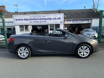 Used Vauxhall Cascada 2014 for sale - 77823641: Photo