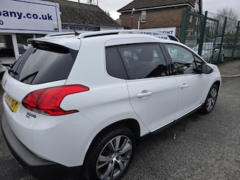 Used Peugeot 2008 2014 for sale - 77724126: Photo