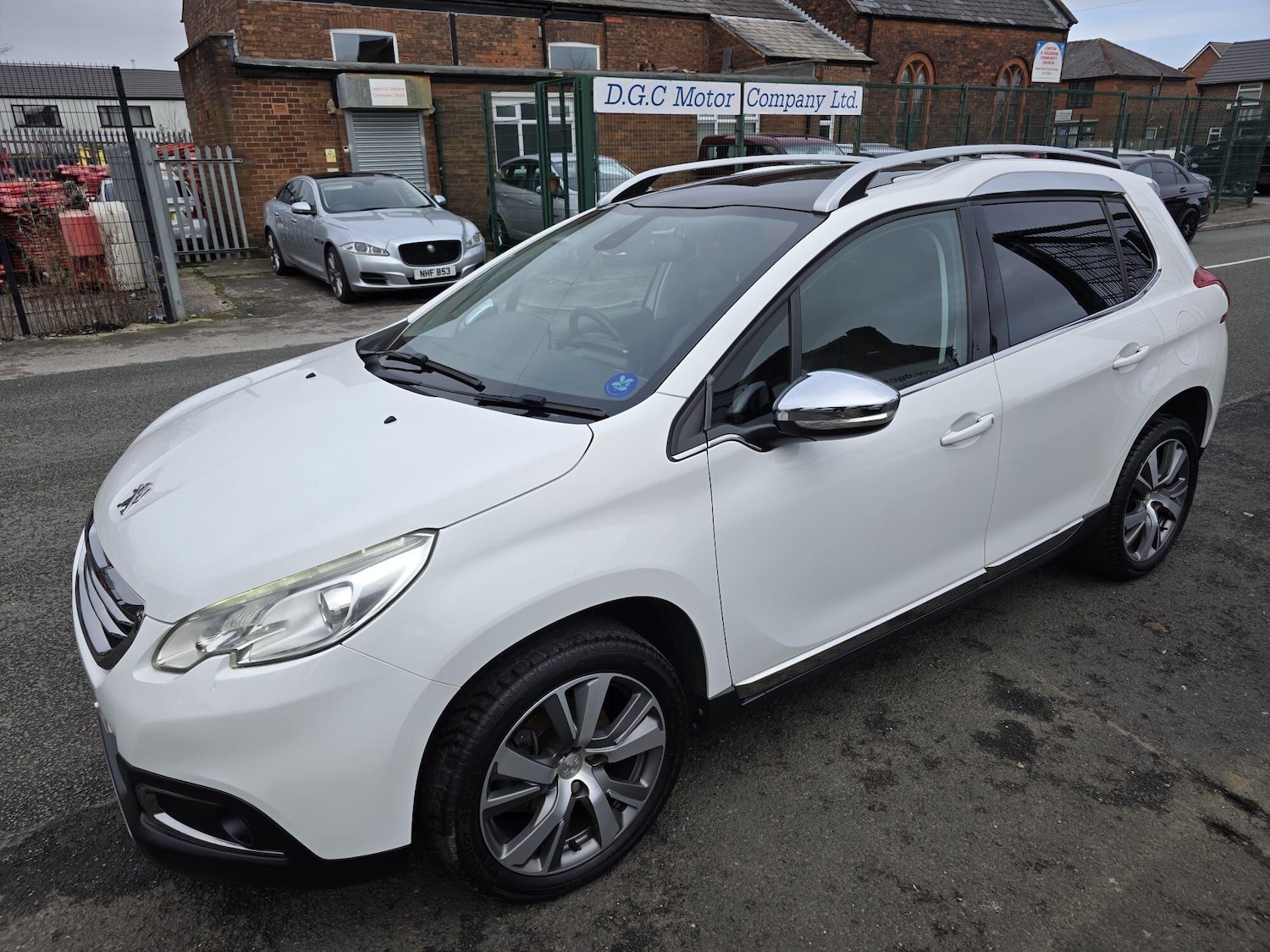 Used Peugeot 2008 for sale - 77724126: Photo 4